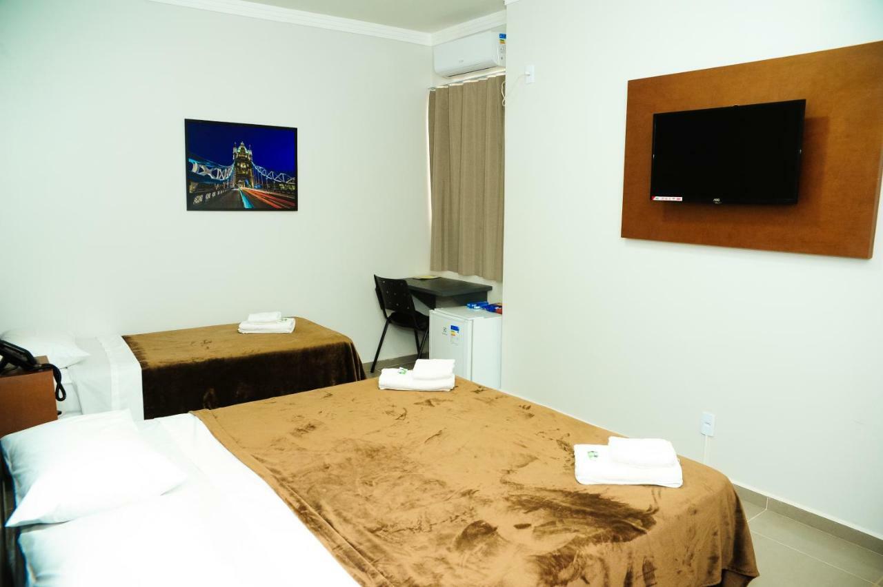 London Executive Hotel Cafelândia Kültér fotó