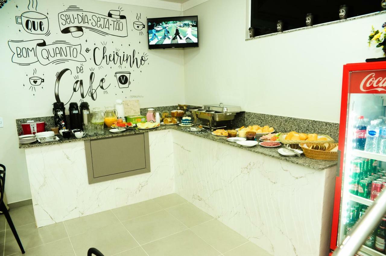 London Executive Hotel Cafelândia Kültér fotó