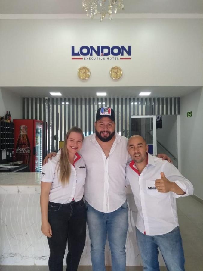 London Executive Hotel Cafelândia Kültér fotó